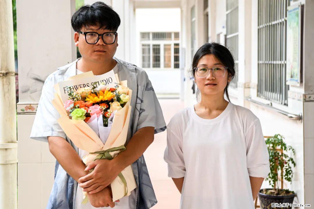 全网追的“扁担女孩”,找了一份暑假工,时薪12元 - 咸宁生活资讯 - 咸宁28生活网 xianning.28life.com